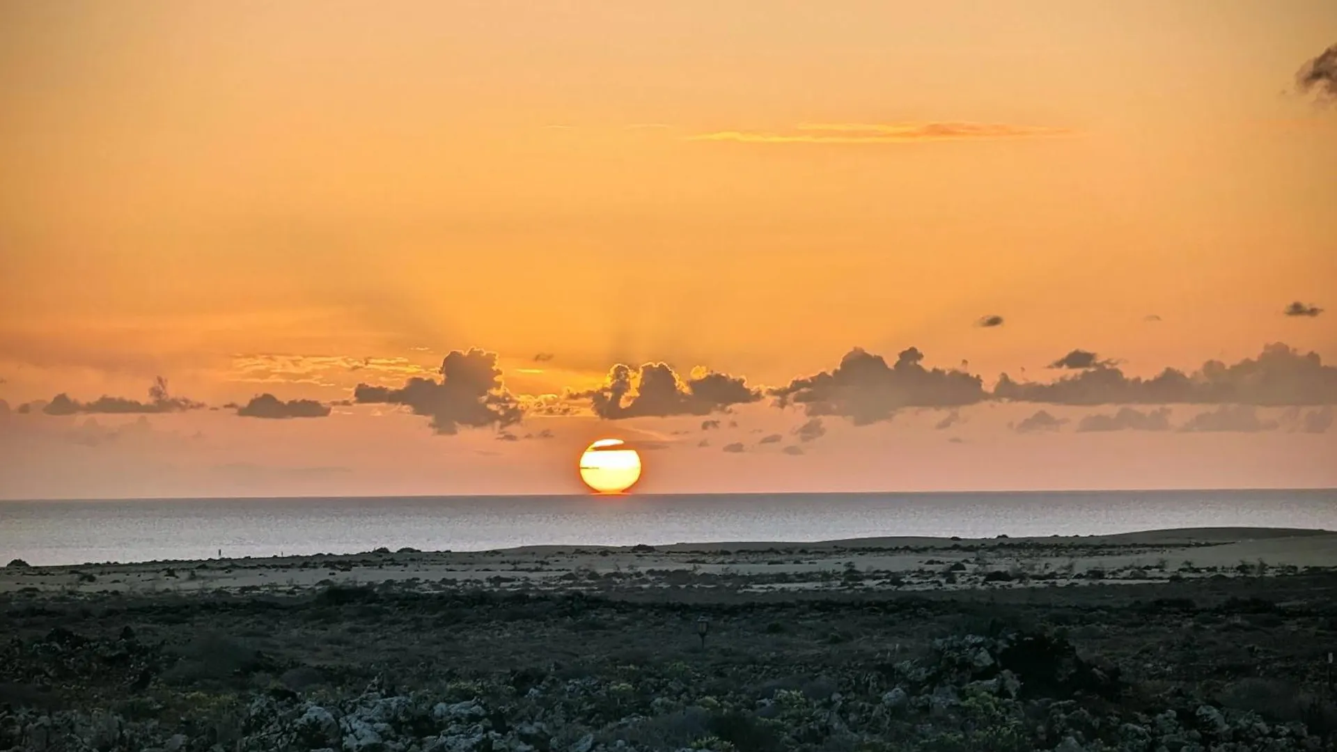 Holiday home Sunrise Surf House, Big Garden, Hot Tub, Parking, Super-Fast Free Wi-Fi Spain
